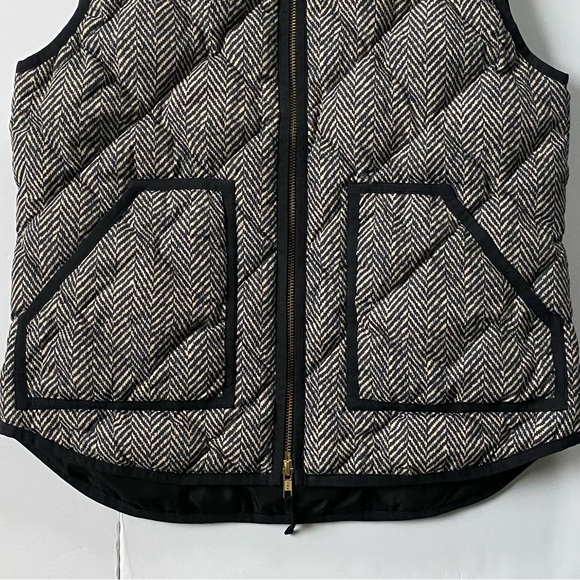 J. Crew Down Vest Size Small Excursion Quilted Herringbone Black Tan EUC $108 - Picture 15 of 16